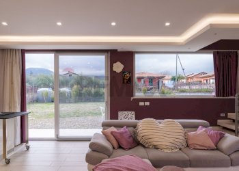 Soggiorno - Villa sciare spoto
 
36, Aci Sant'Antonio - foto 43