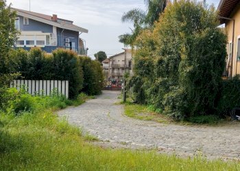 Giardino - Terreno agricolo Via Stazione
 
12, Aci Castello - foto 13