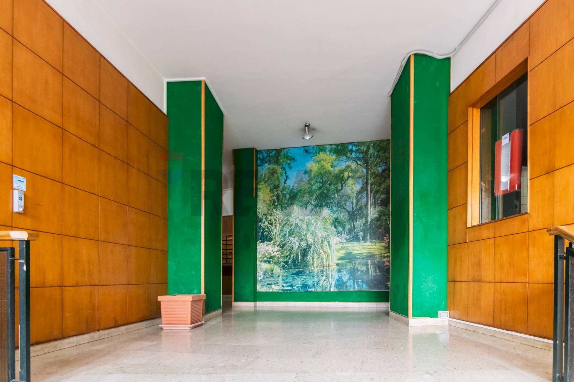 Ricezione / Lobby - Quadrilocale Via Alcide De Gasperi
 
241, Catania - foto 3