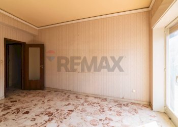 Stanza vuota - Quadrilocale Via Alcide De Gasperi
 
241, Catania - foto 10