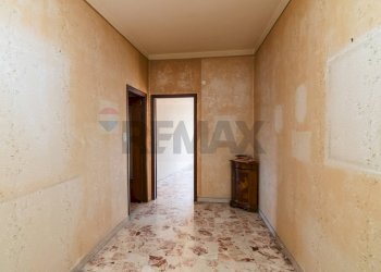 Hall / corridoio - Quadrilocale Via Alcide De Gasperi
 
241, Catania - foto 12