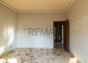 Stanza vuota - Quadrilocale Via Alcide De Gasperi
 
241, Catania - foto 14