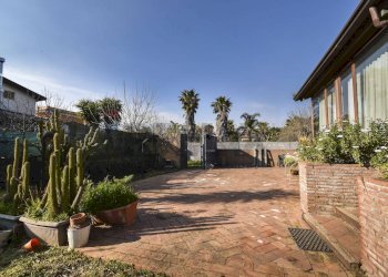 Giardino - Villa Via Valverde
 
25, Aci Bonaccorsi - foto 2