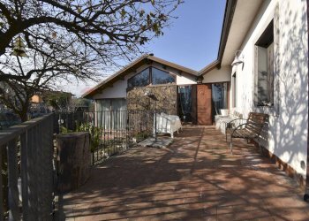 Casa all\'aperto - Villa Via Valverde
 
25, Aci Bonaccorsi - foto 9