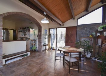 Sala da pranzo - Villa Via Valverde
 
25, Aci Bonaccorsi - foto 24