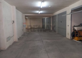 Parcheggio - Box Via Vitaliti
 
6, Catania - foto 1