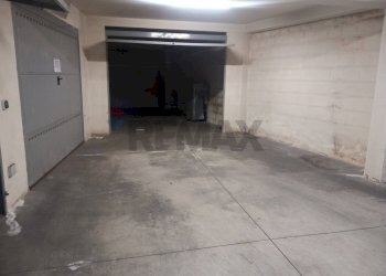 Parcheggio - Box Via Vitaliti
 
6, Catania - foto 3