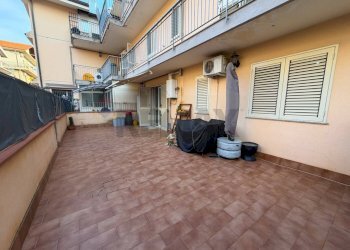 Terrazza - Bilocale Via Parroco Roccella
 
7, Belpasso - foto 9