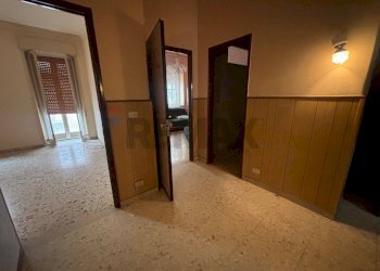 Hall / corridoio - Quadrilocale Via Sant'Eligio
 
7, Lentini - foto 15