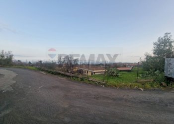 Edificio all\'aperto - Terreno agricolo via grazia deledda, Santa Venerina - foto 9