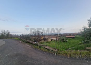 Edificio all\'aperto - Terreno agricolo via grazia deledda, Santa Venerina - foto 11