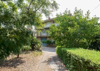 Giardino - Villa Contrada San Giovanni
 
snc, Leonforte - foto 4