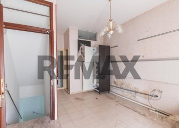 Stanza vuota - Semi-detached house Via D'Antona
 
15, Caltagirone - photo 2