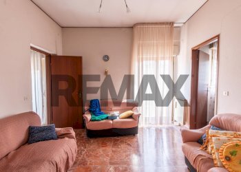 Soggiorno - Semi-detached house Via D'Antona
 
15, Caltagirone - photo 5