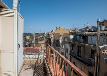Balcone - Semi-detached house Via D'Antona
 
15, Caltagirone - photo 16