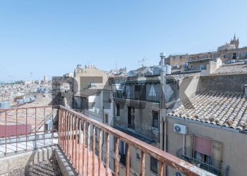Balcone - Semi-detached house Via D'Antona
 
15, Caltagirone - photo 19