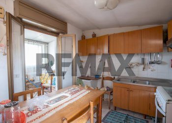 Cucina - Semi-detached house Via D'Antona
 
15, Caltagirone - photo 23