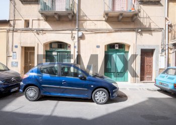 Edificio all\'aperto - Semi-detached house Via D'Antona
 
15, Caltagirone - photo 35