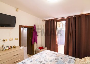 Camera / camera da letto - Quadrilocale Via Duca Degli Abruzzi
 
50, Catania - foto 10