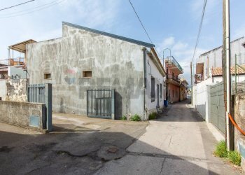 Casa all\'aperto - Rustico STRADA PROVINCIALE PER RIPOSTO
 
122, Acireale - foto 1