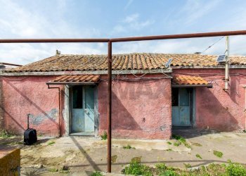 Casa all\'aperto - Rustico STRADA PROVINCIALE PER RIPOSTO
 
122, Acireale - foto 12