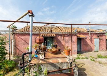 Casa all\'aperto - Rustico STRADA PROVINCIALE PER RIPOSTO
 
122, Acireale - foto 14