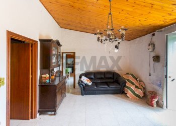 Soggiorno - Rustico STRADA PROVINCIALE PER RIPOSTO
 
122, Acireale - foto 26