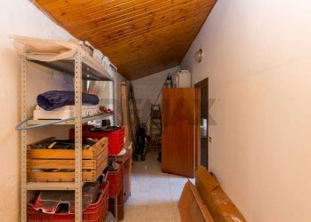 Dispensa di stoccaggio - Rustico STRADA PROVINCIALE PER RIPOSTO
 
122, Acireale - foto 28