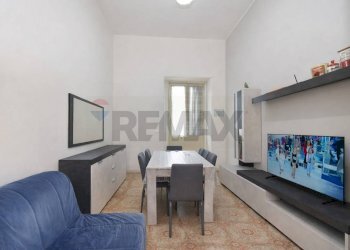 Sala da pranzo - Casa indipendente Via Etnea
132, Gravina di Catania - foto 14