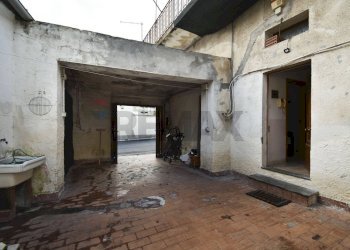 Stanza vuota - Casa indipendente Via Etnea
132, Gravina di Catania - foto 16