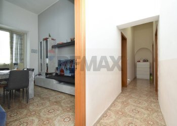 Hall / corridoio - Casa indipendente Via Etnea
132, Gravina di Catania - foto 19