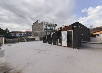 Edificio all\'aperto - Casa indipendente Via Etnea
 
132, Gravina di Catania - foto 33