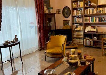 Soggiorno - Appartamento Via Serao Matilde
 
5, Belpasso - foto 30