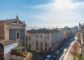 Edificio all\'aperto - Trilocale Piazza San Domenico
 
16, Catania - foto 1