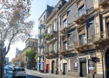 Edificio all\'aperto - Trilocale Piazza San Domenico
 
16, Catania - foto 4