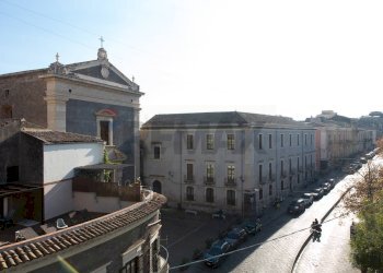 Edificio all\'aperto - Trilocale Piazza San Domenico
 
16, Catania - foto 32