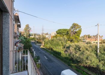 Edificio all\'aperto - Casa semi indipendente via sgroppillo
 
171, San Gregorio di Catania - foto 1