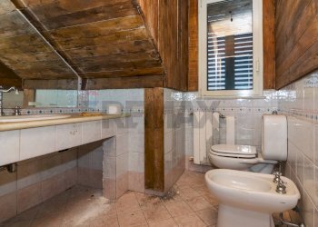 Bagno - Casa semi indipendente via sgroppillo
 
171, San Gregorio di Catania - foto 19