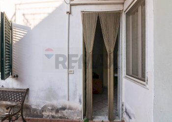 Terrazza - Casa semi indipendente via sgroppillo
 
171, San Gregorio di Catania - foto 23