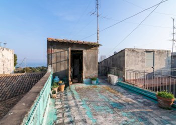Terrazza - Casa semi indipendente via sgroppillo
 
171, San Gregorio di Catania - foto 25