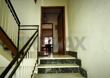 Scale - Semi-detached house Via Guglielmo Marconi
3, Mascali - photo 19