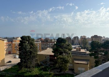 Edificio all\'aperto - Quadrilocale Piazza Alcide de Gasperi
 
16, Porto Empedocle - foto 4
