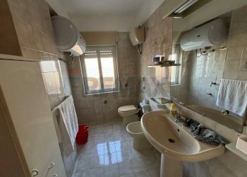 Bagno - Quadrilocale Piazza Alcide de Gasperi
 
16, Porto Empedocle - foto 19