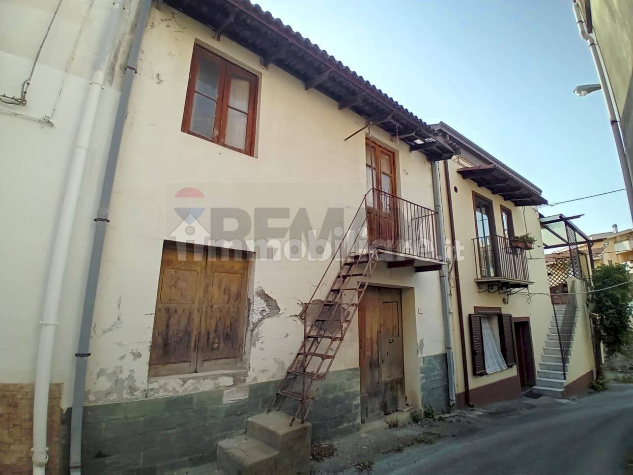 Casa all\'aperto - Casa semi indipendente Stretto 2 Zigari
 
snc, Barcellona Pozzo di Gotto - foto 1