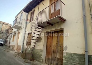 Edificio all\'aperto - Casa semi indipendente Stretto 2 Zigari
 
snc, Barcellona Pozzo di Gotto - foto 5