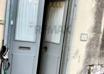 Dettagli - Appartamento via vincenzo monti
 
63, Lentini - foto 4