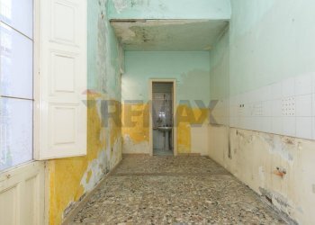 Hall / corridoio - Casa indipendente Via Umberto
 
80, Fiumefreddo di Sicilia - foto 21