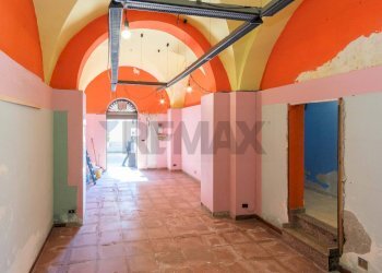 Hall / corridoio - Casa indipendente Via Umberto
 
80, Fiumefreddo di Sicilia - foto 30