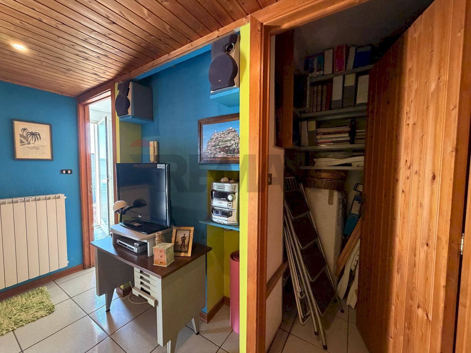 Soggiorno - Monolocale Via II Retta levante
 
93, Belpasso - foto 3