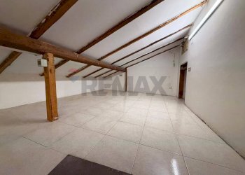 Stanza vuota - Monolocale Via II Retta levante
 
93, Belpasso - foto 7